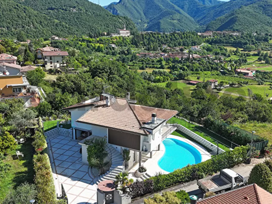 Immagine 36 di Villa in affitto  in Via Dosso del Fieno, 5 a Roè Volciano