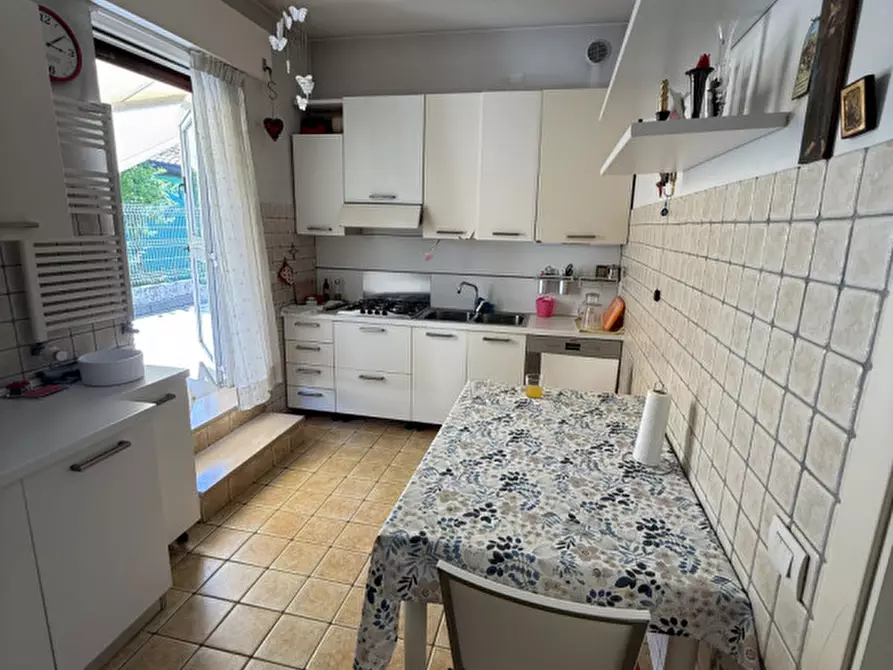 Immagine 17 di Villa in vendita  in VIA BRUNICO a Venezia