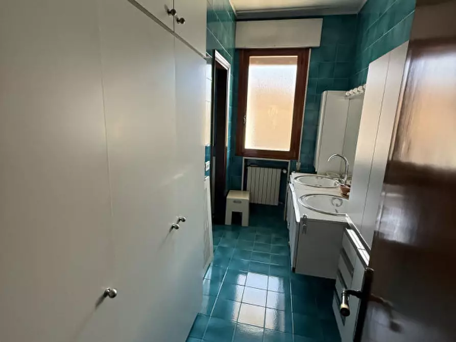 Immagine 38 di Villa in vendita  in VIA BRUNICO a Venezia