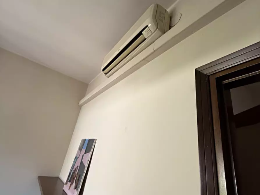 Immagine 42 di Villa in vendita  in VIA BRUNICO a Venezia