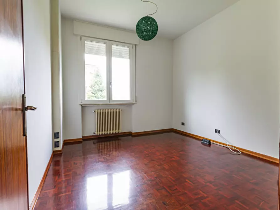 Immagine 17 di Villa in vendita  in Via Rossini a Caerano Di San Marco