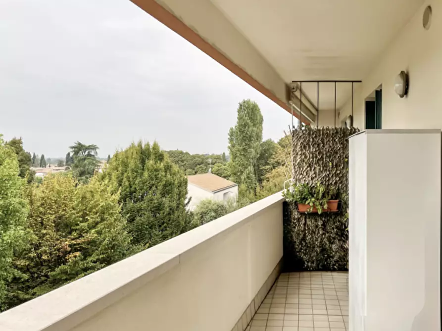 Immagine 4 di Appartamento in affitto  in Piazza Oberkochen a Montebelluna