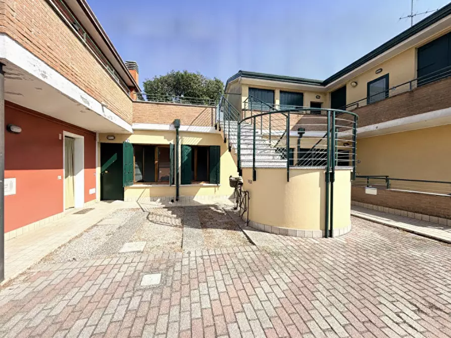Immagine 7 di Appartamento in vendita  in Via Cesare Crescente a Padova