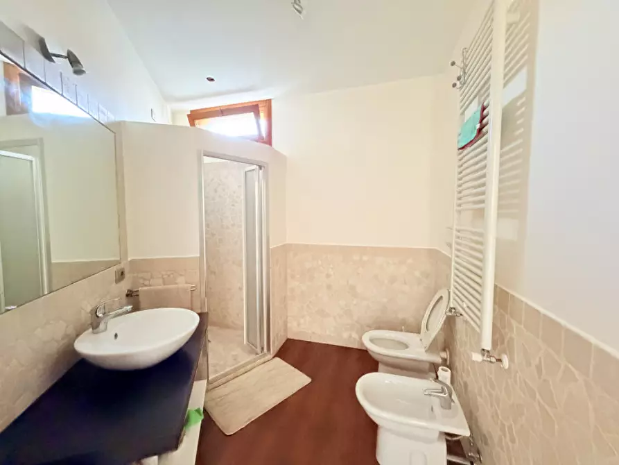 Immagine 13 di Appartamento in vendita  in Via Cesare Crescente a Padova