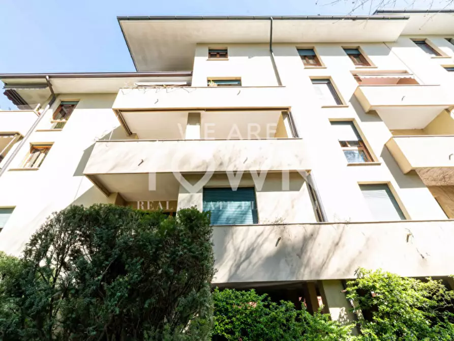 Immagine 48 di Appartamento in vendita  in Via Angelo Farina 25 a Villasanta