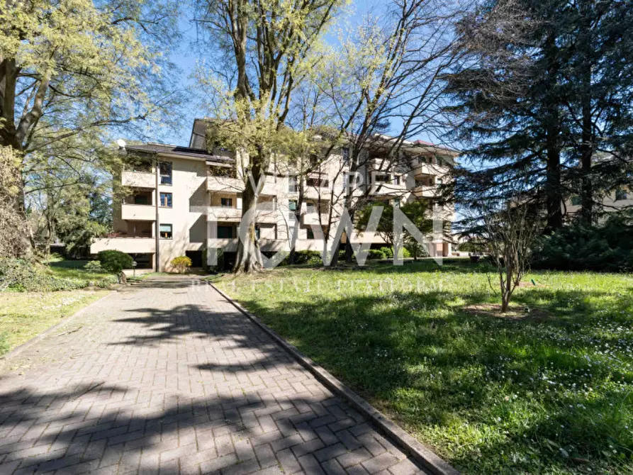 Immagine 49 di Appartamento in vendita  in Via Angelo Farina 25 a Villasanta
