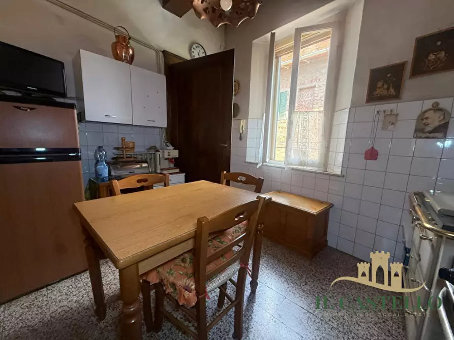 Immagine 5 di Villetta a schiera in vendita  a Castiglione Del Lago