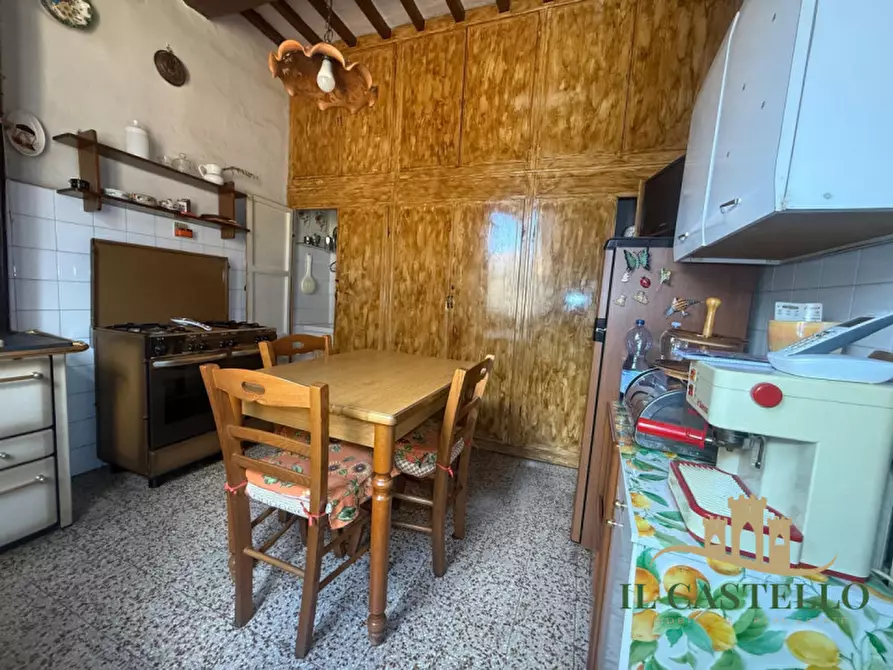 Immagine 7 di Villetta a schiera in vendita  a Castiglione Del Lago