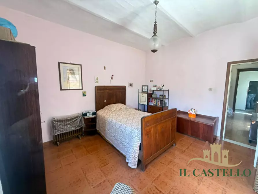 Immagine 27 di Villetta a schiera in vendita  a Castiglione Del Lago