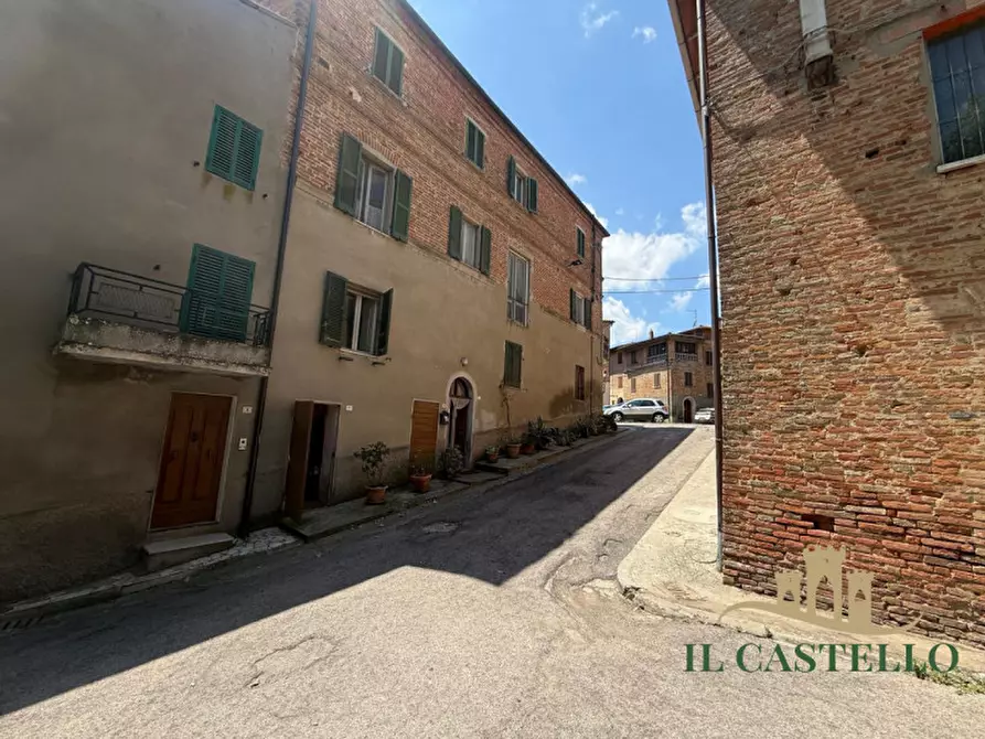 Immagine 33 di Villetta a schiera in vendita  a Castiglione Del Lago