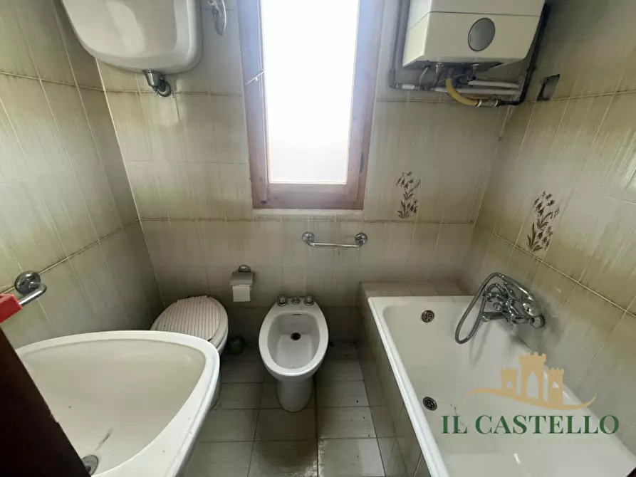 Immagine 17 di Villetta a schiera in vendita  a Castiglione Del Lago