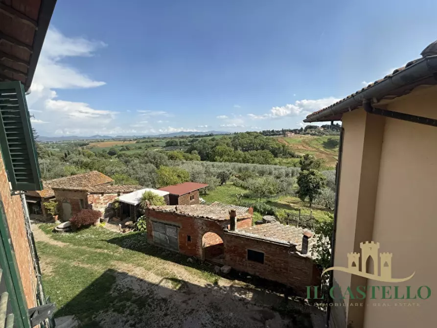 Immagine 21 di Villetta a schiera in vendita  a Castiglione Del Lago
