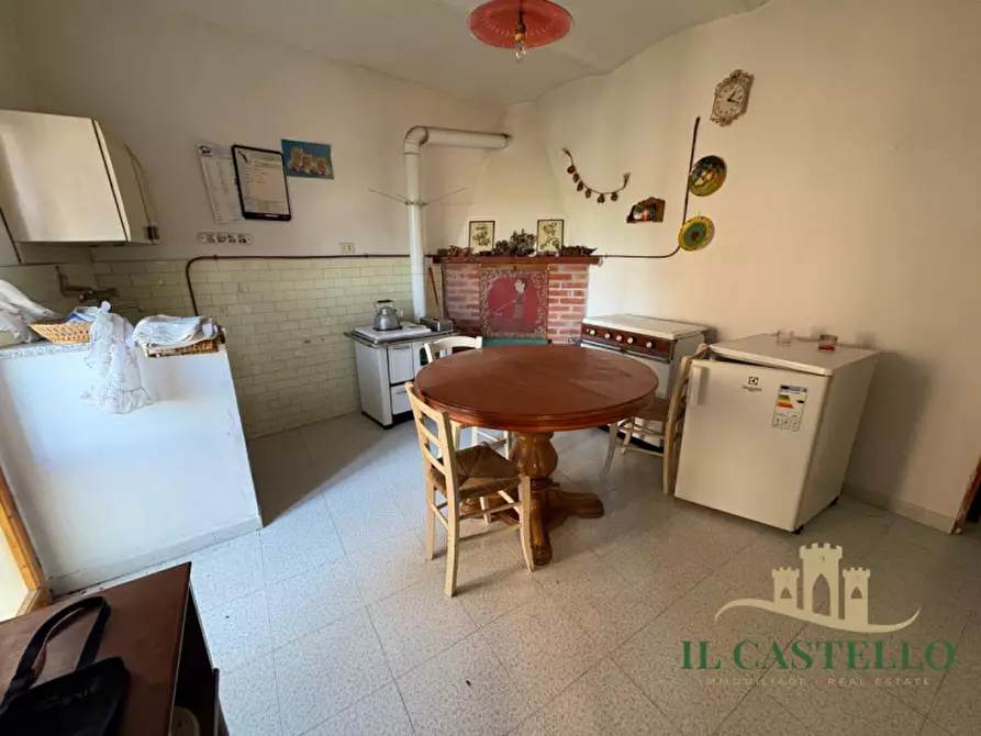 Immagine 22 di Villetta a schiera in vendita  a Castiglione Del Lago
