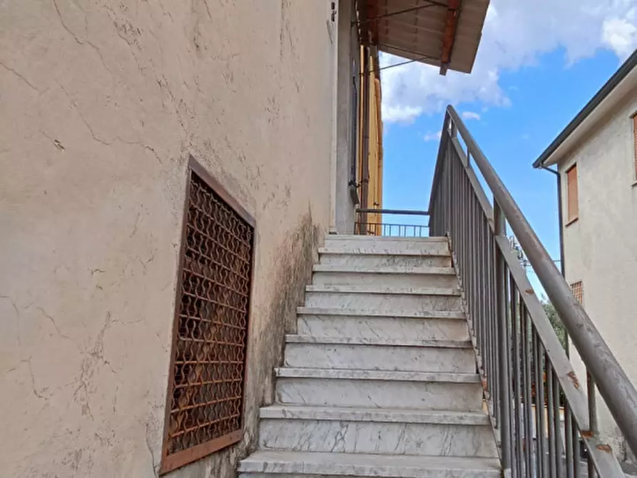 Immagine 4 di Appartamento in vendita  in Via delle Allodole 13 a Guidonia Montecelio