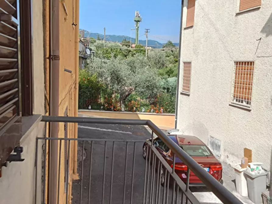 Immagine 12 di Appartamento in vendita  in Via delle Allodole 13 a Guidonia Montecelio
