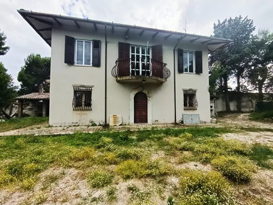 Immagine 1 di Villa in vendita  in via Montesicuro a Ancona