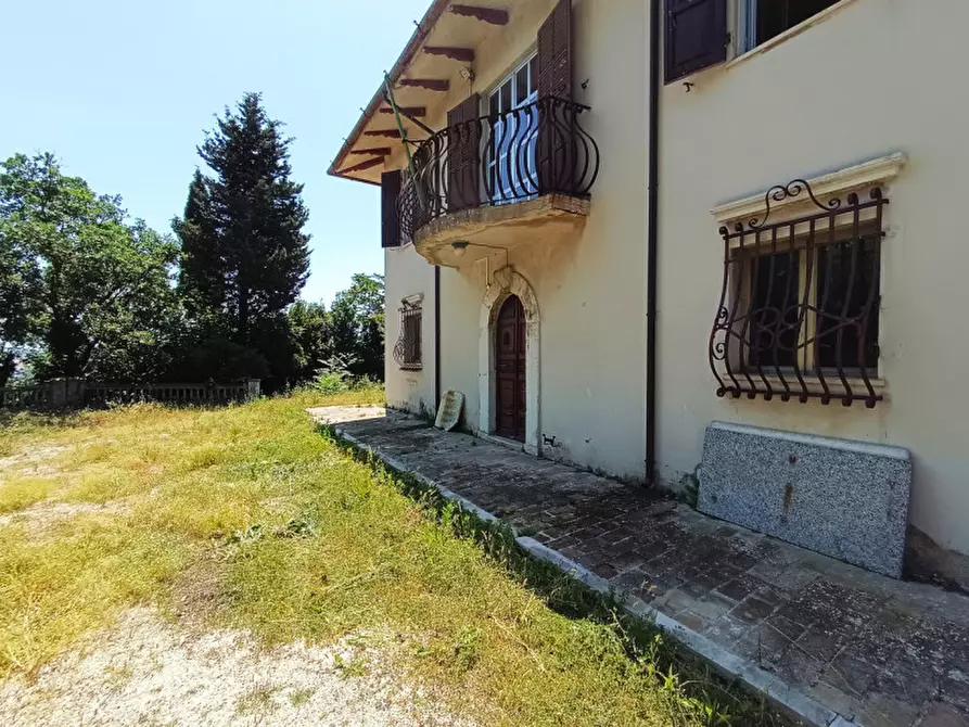 Immagine 4 di Villa in vendita  in via Montesicuro a Ancona