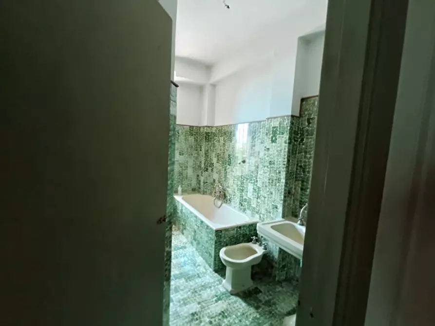 Immagine 28 di Villa in vendita  in via Montesicuro a Ancona