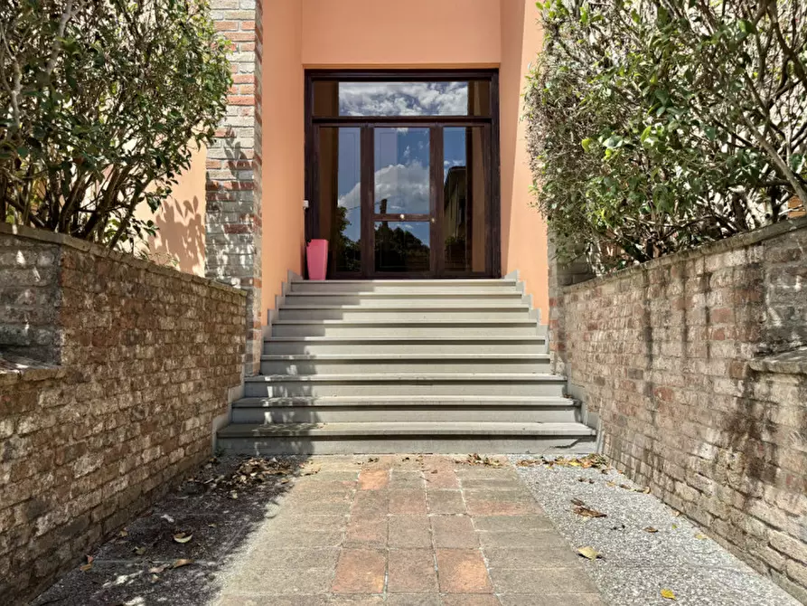 Immagine 2 di Appartamento in vendita  in Strada Chiesa di Eja a Parma