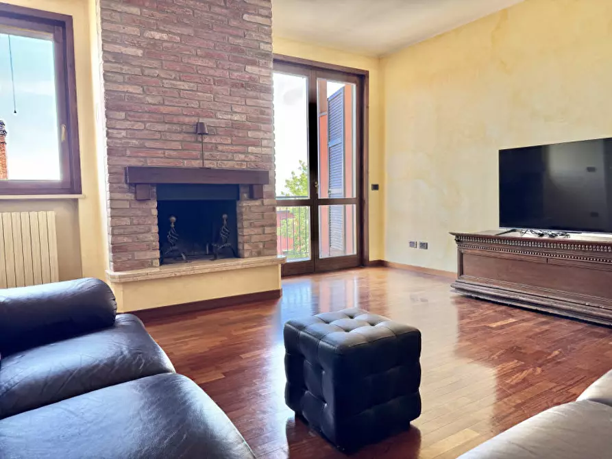 Immagine 7 di Appartamento in vendita  in Strada Chiesa di Eja a Parma