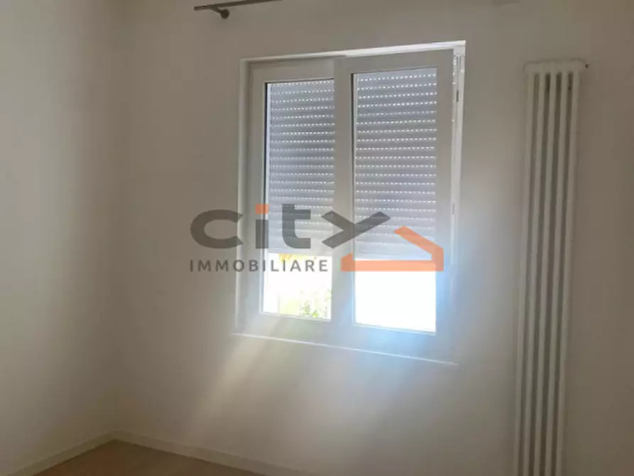 Immagine 14 di Appartamento in affitto  a Bassano Del Grappa
