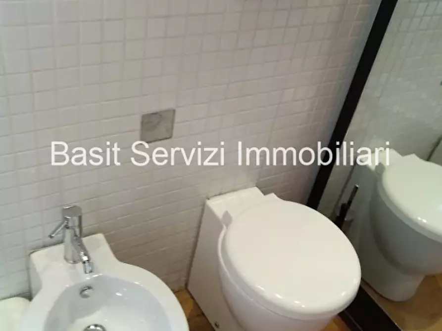 Immagine 36 di Appartamento in vendita  in Via Aurelia a Roma