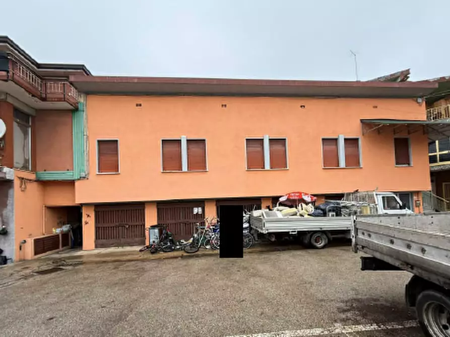 Immagine 1 di Laboratorio in vendita  in Via Giuseppe Mazzini, 40 a Fossalta Di Piave