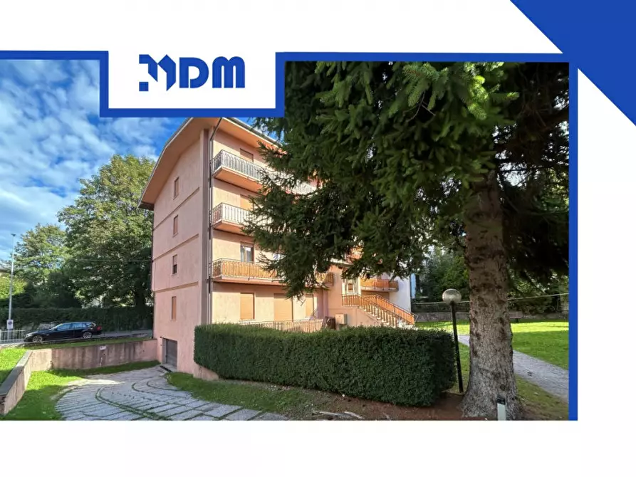 Immagine 1 di Appartamento in vendita  in Via Giuseppe Garibaldi a Asiago