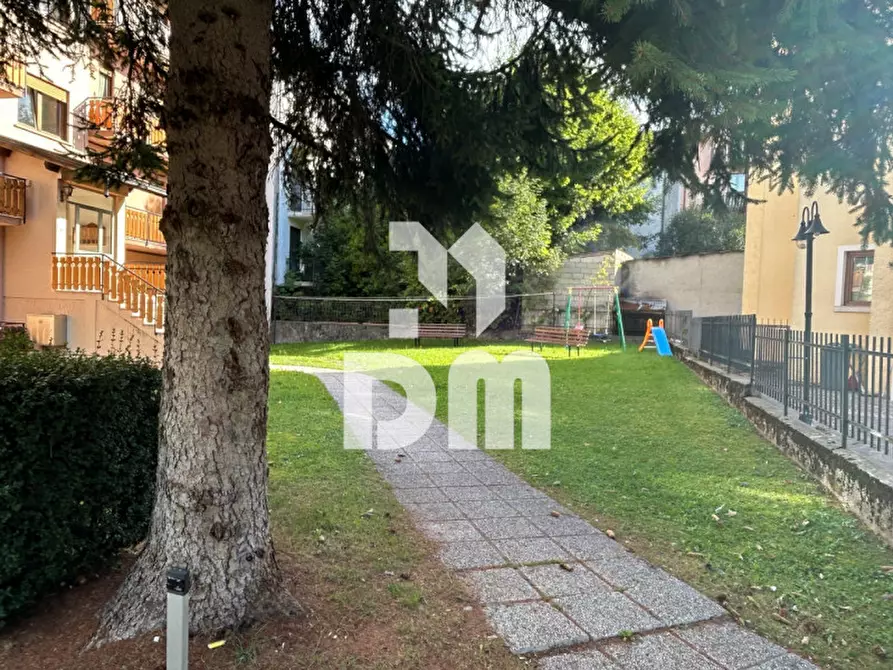 Immagine 4 di Appartamento in vendita  in Via Giuseppe Garibaldi a Asiago