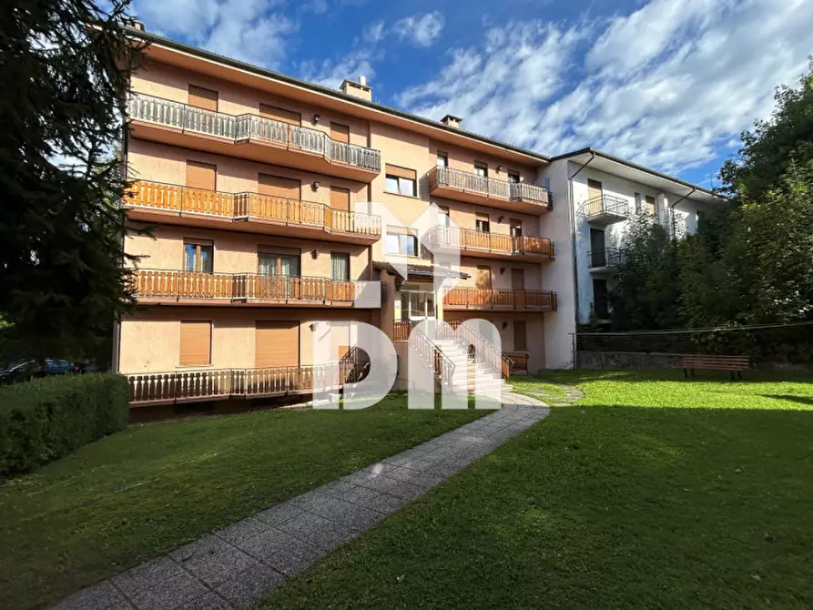 Immagine 6 di Appartamento in vendita  in Via Giuseppe Garibaldi a Asiago