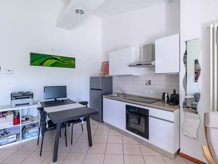 Immagine 7 di Appartamento in vendita  in Via Bartolomeo Provaglia a Bologna