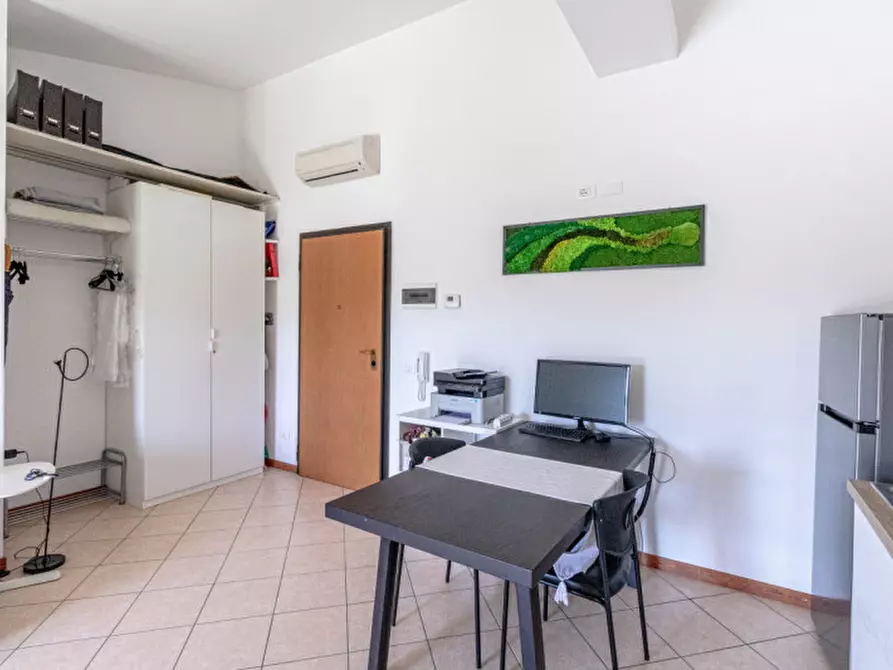 Immagine 8 di Appartamento in vendita  in Via Bartolomeo Provaglia a Bologna
