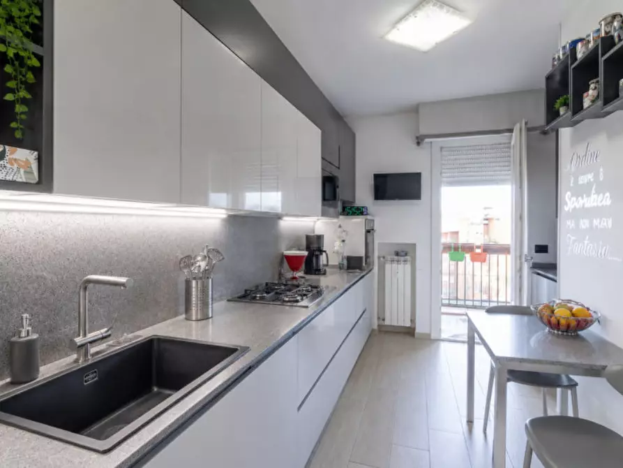 Immagine 4 di Appartamento in vendita  in VIA MILANO 21 a Bologna