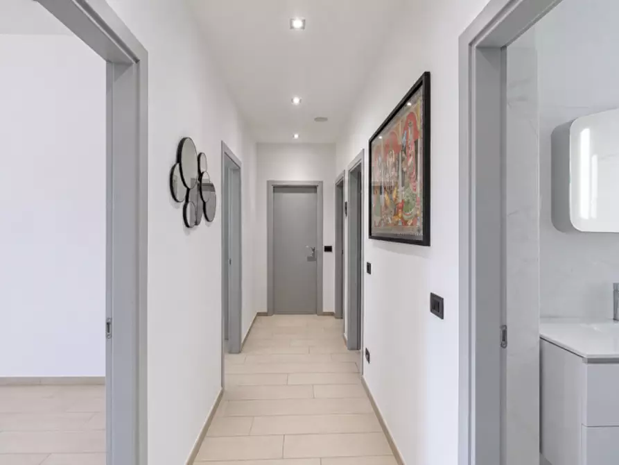 Immagine 7 di Appartamento in vendita  in VIA MILANO 21 a Bologna