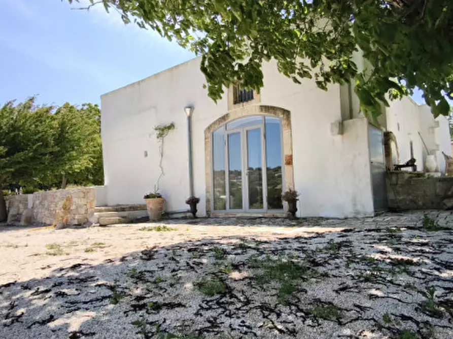 Immagine 9 di Rustico / casale in vendita  a Fasano