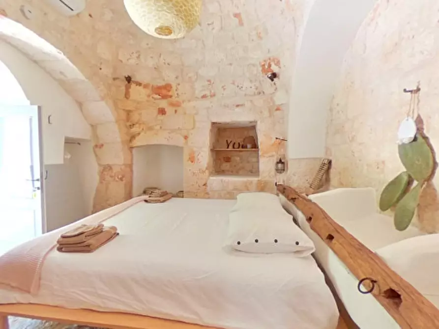 Immagine 37 di Rustico / casale in vendita  a Fasano