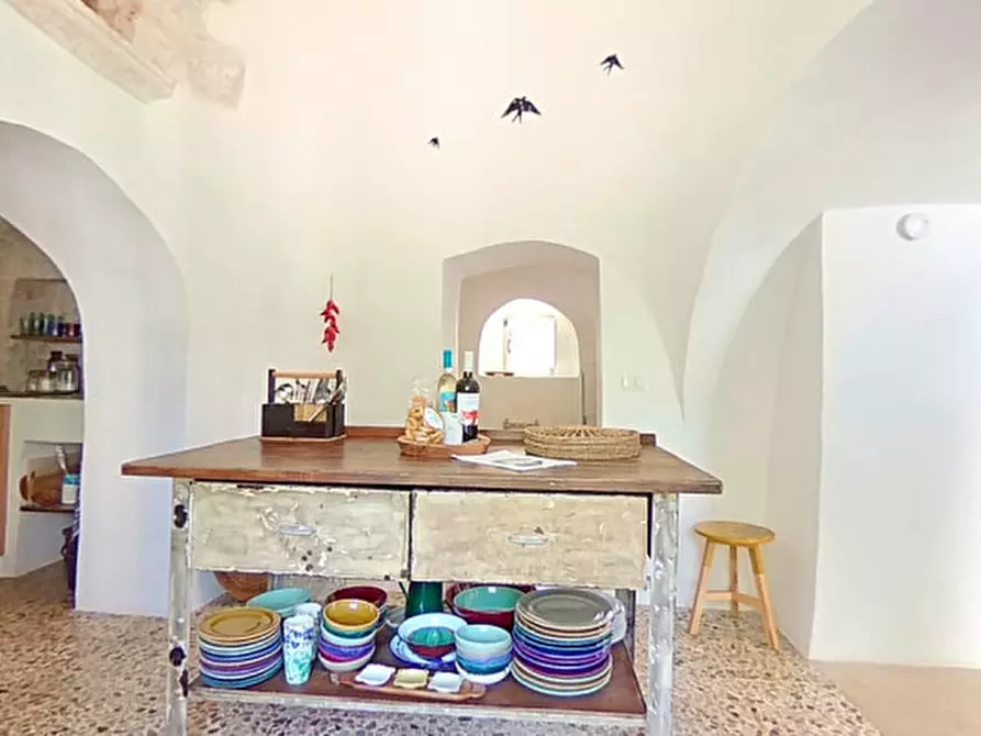Immagine 48 di Rustico / casale in vendita  a Fasano