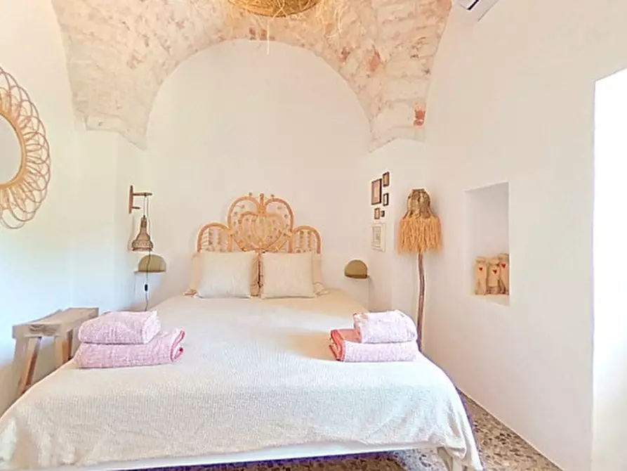 Immagine 53 di Rustico / casale in vendita  a Fasano