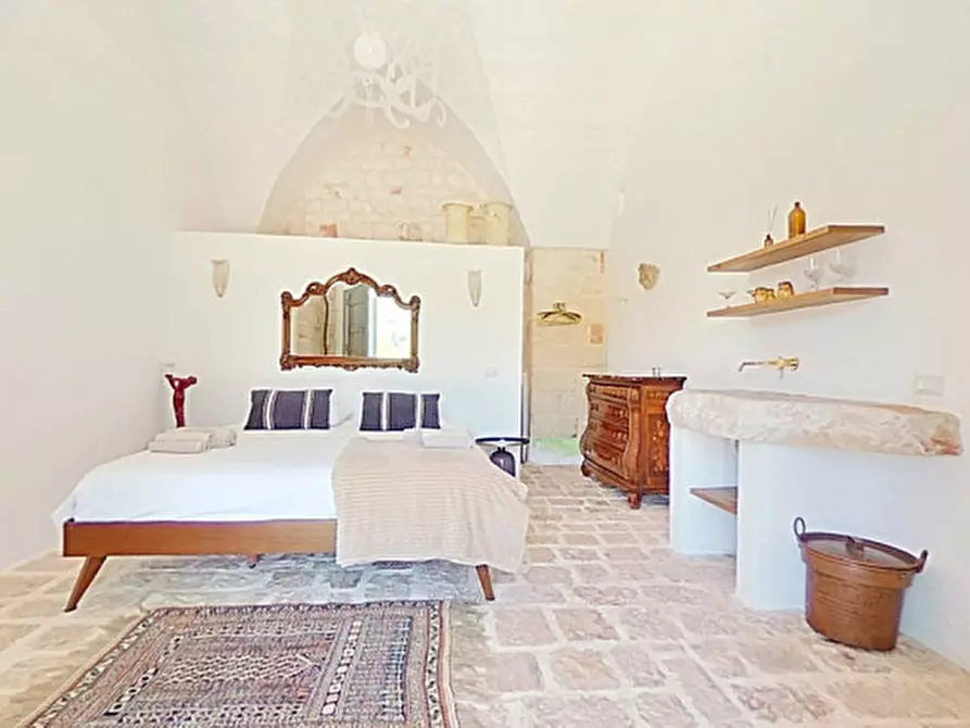 Immagine 61 di Rustico / casale in vendita  a Fasano