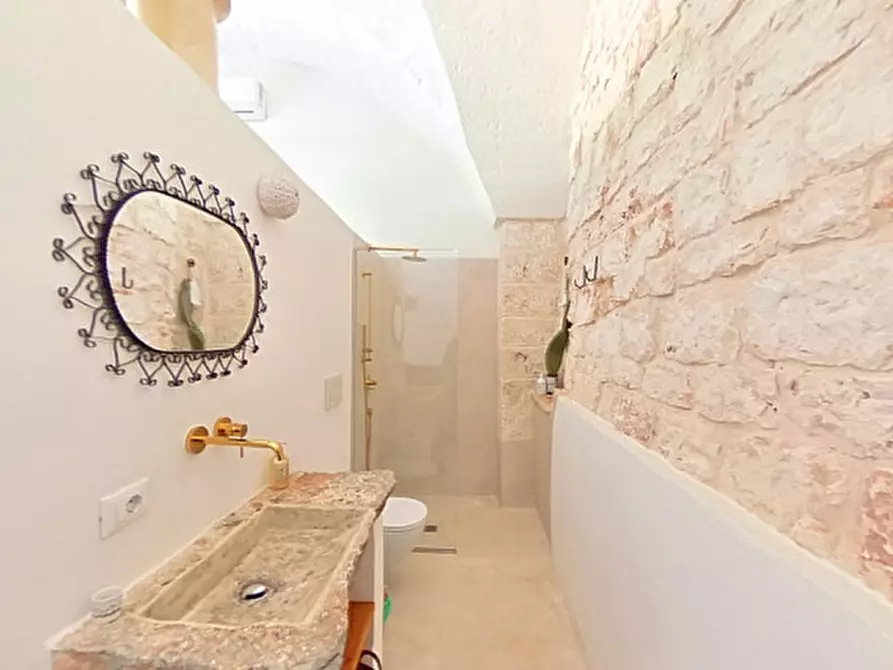 Immagine 63 di Rustico / casale in vendita  a Fasano