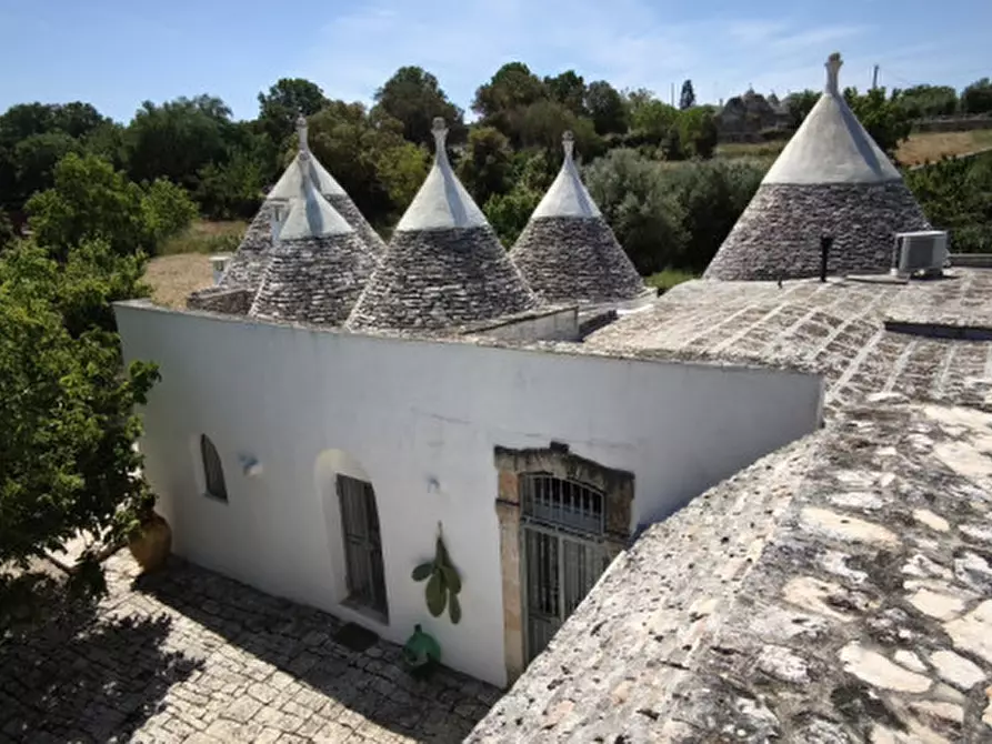 Immagine 67 di Rustico / casale in vendita  a Fasano