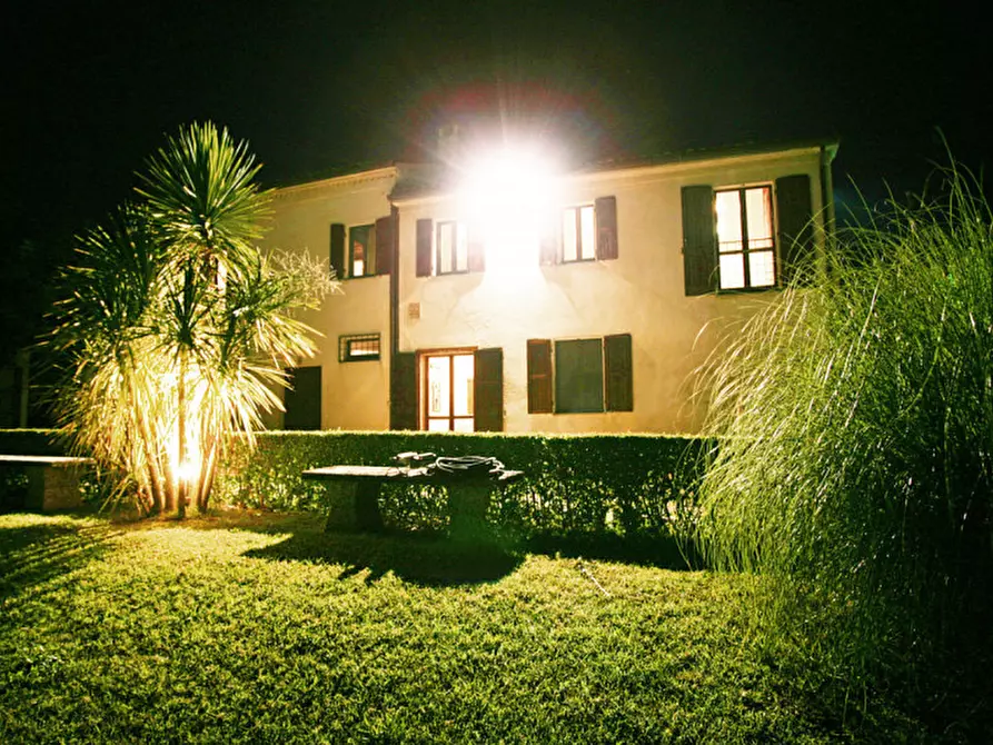Immagine 24 di Rustico / casale in vendita  a Senigallia