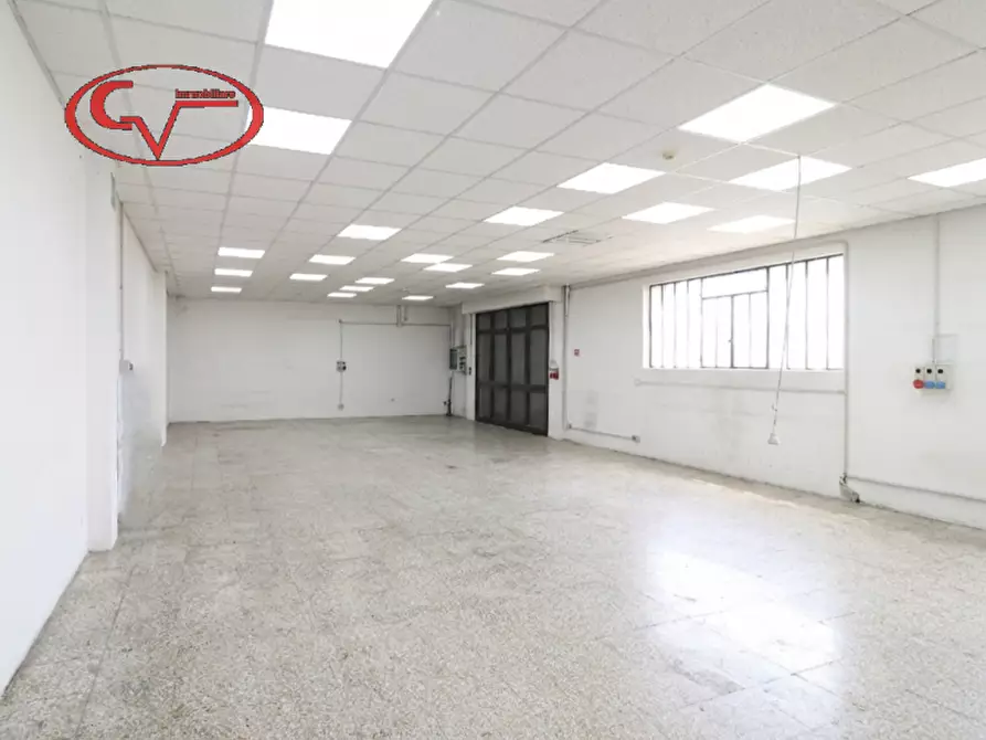 Immagine 7 di Laboratorio in vendita  in levane a Montevarchi