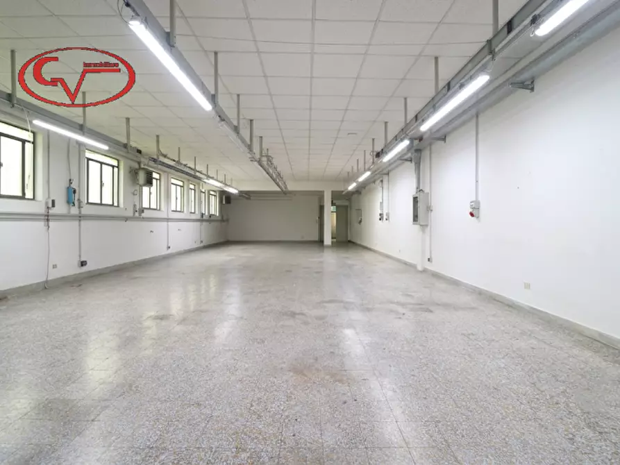 Immagine 8 di Laboratorio in vendita  in levane a Montevarchi