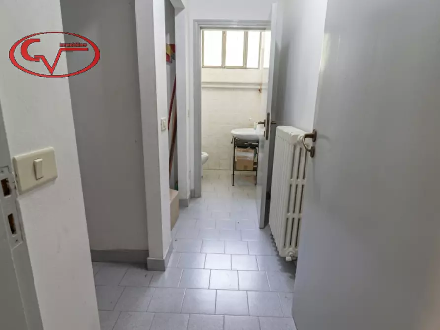 Immagine 12 di Laboratorio in vendita  in levane a Montevarchi