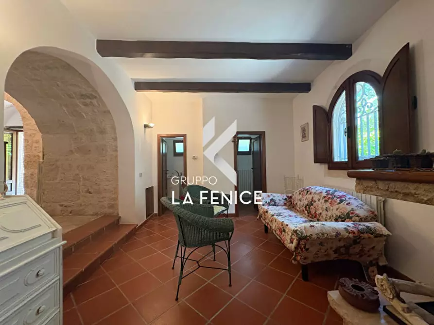 Immagine 33 di Rustico / casale in vendita  in contrada Zippitello a Alberobello