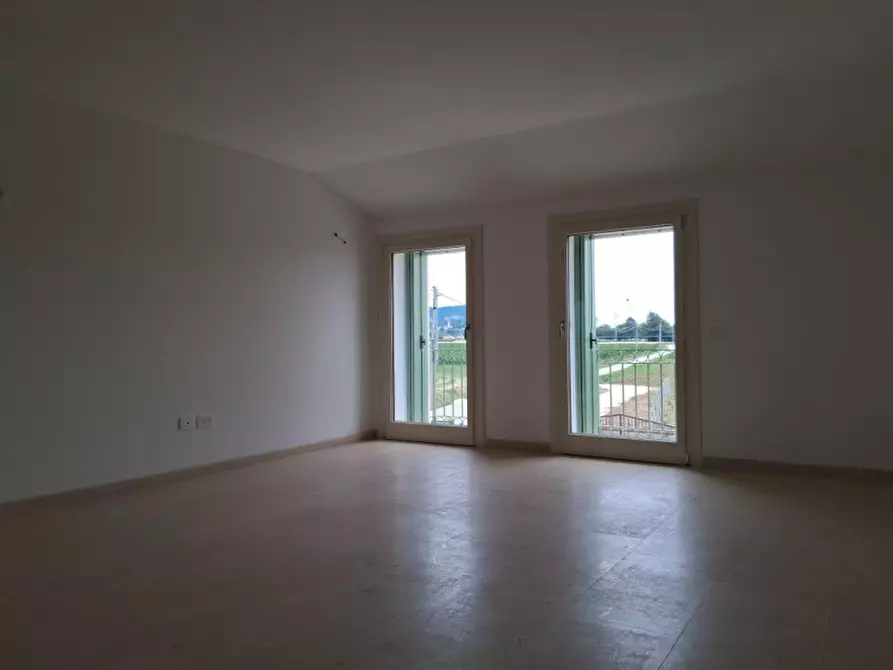 Immagine 2 di Casa bifamiliare in affitto  in via colombara a Nanto
