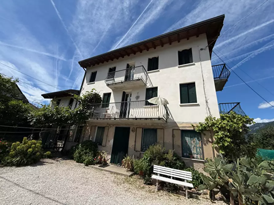 Immagine 2 di Casa indipendente in vendita  in Via Carlo Goldoni 3 a Arsiero