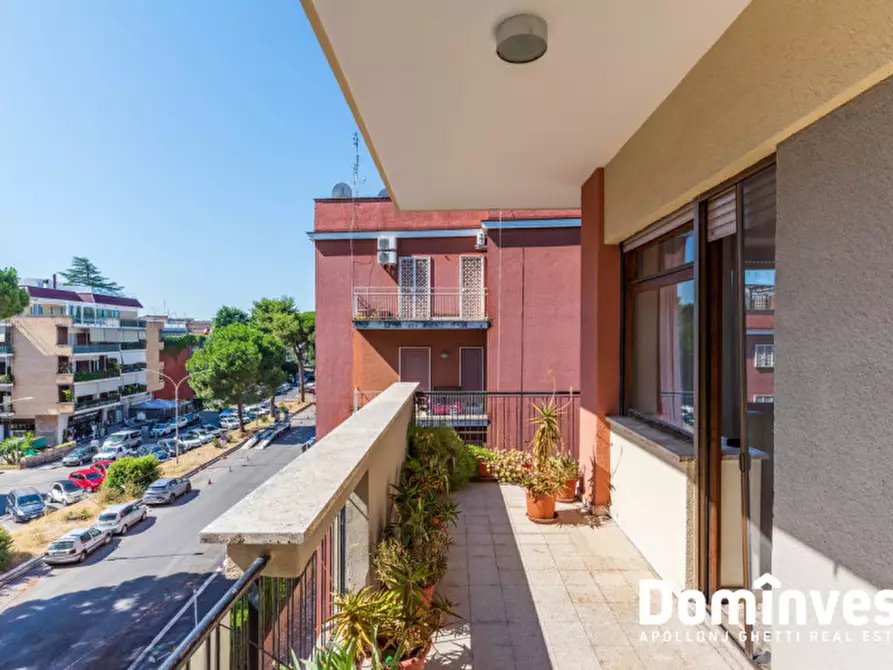 Immagine 6 di Appartamento in vendita  in Via Luigi Capuana a Roma