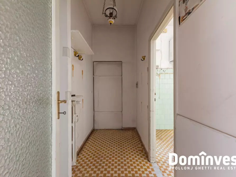 Immagine 10 di Appartamento in vendita  in Via Luigi Capuana a Roma